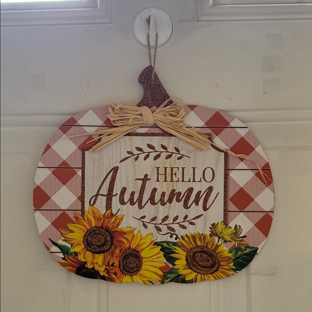 🍁🍃 Autumn Plaid Pumpkin Decor with Sunflowers NEW